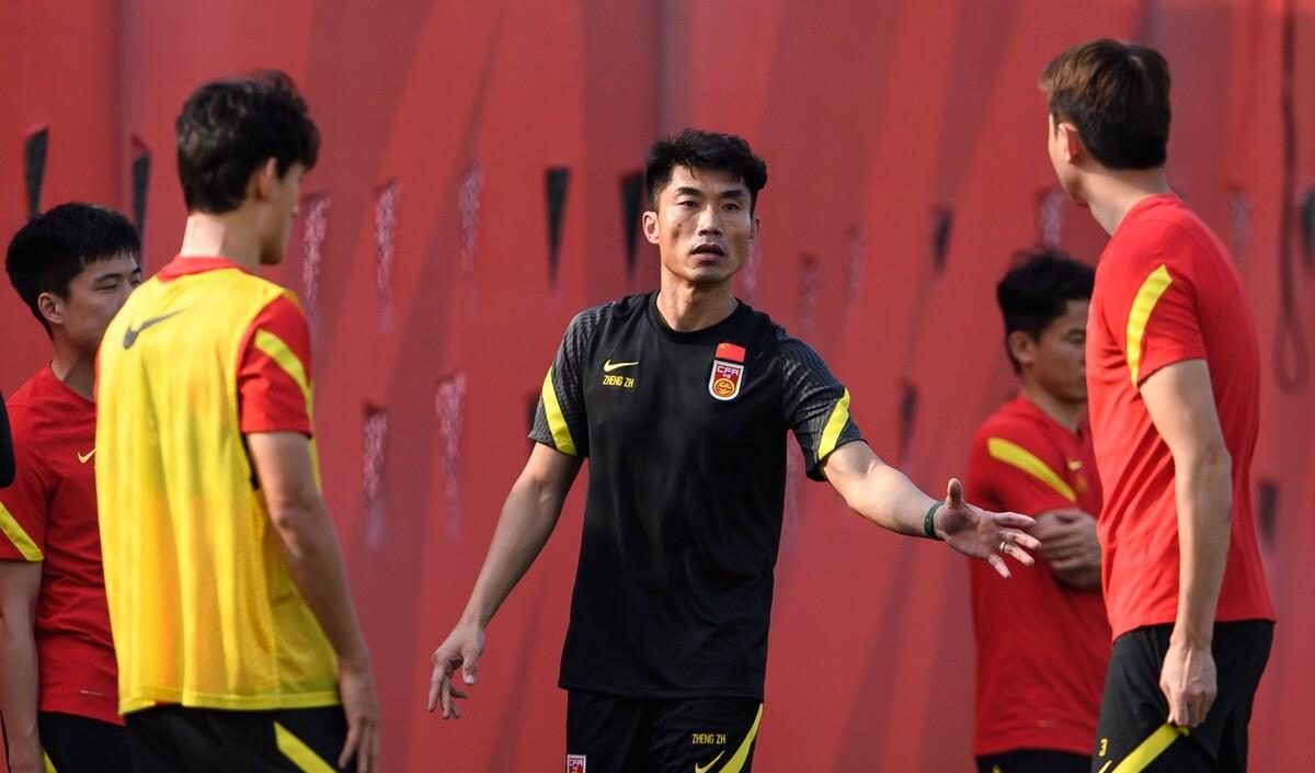 郑智|神操作！张琳芃剩余合同平行转移到海港 多支中超球队有意郑智