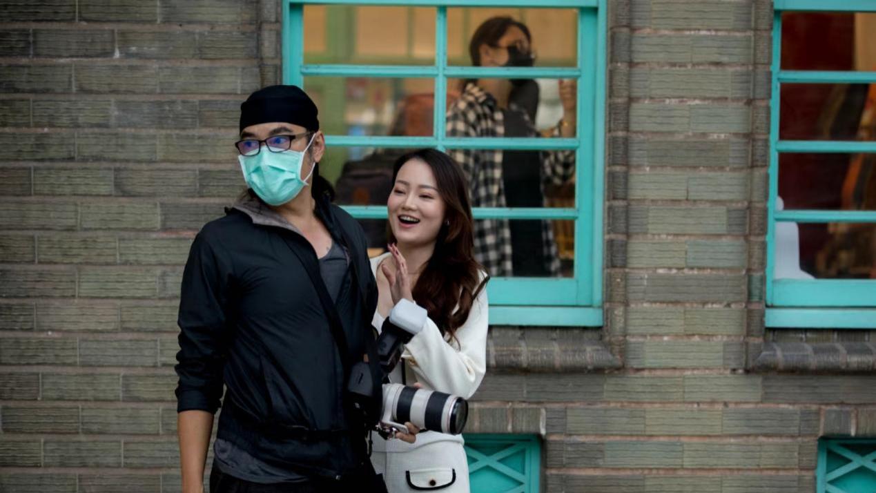 焦恩俊|焦恩俊转型摄影师惹争议，专爱拍身材性感美女，被疑精神状态不佳