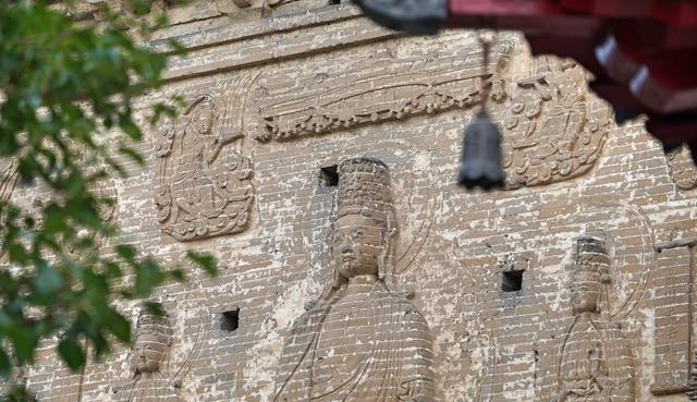 汾酒|东北第一座寺院在哪?就藏在辽宁这座小城内,景点还是乾隆所赐名