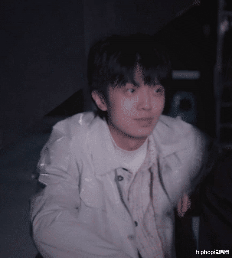 写真|姜云升惨遭圈内Rapper怒喷!700门票是说唱圈的耻辱?