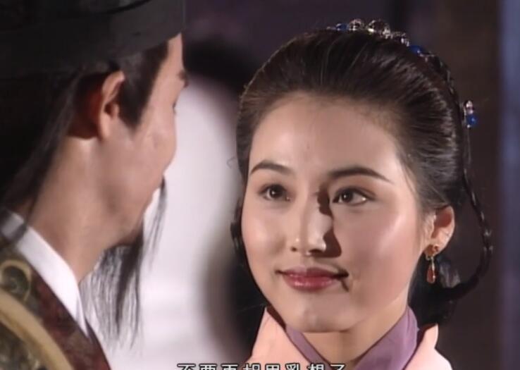 袁泉|年轻时惊为天人，老了成“胖大婶”，这7位身材走样的女星好可惜