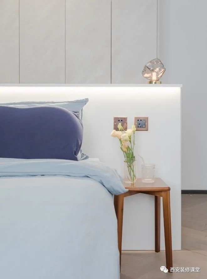 95㎡复古两室,大白墙照样美