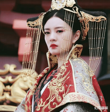 迪丽热巴|8位被女配吊打的女主，有人演技不行还争番位，有人片酬高得离谱