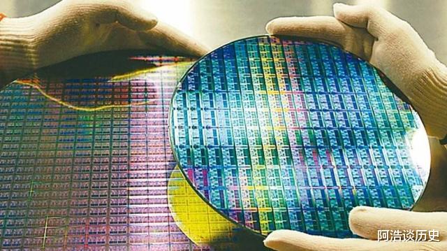 笔记本|中芯国际正式官宣,这次真的做到了!梁孟松功不可没!