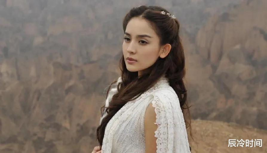 唐人|李兰迪被曝离开唐人，5朵金花只剩胡冰卿？你祝福李兰迪离开吗