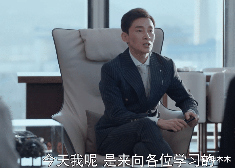 靳东|国产剧又见老少恋，靳东新剧男配比女配大20岁，感情戏令人不适