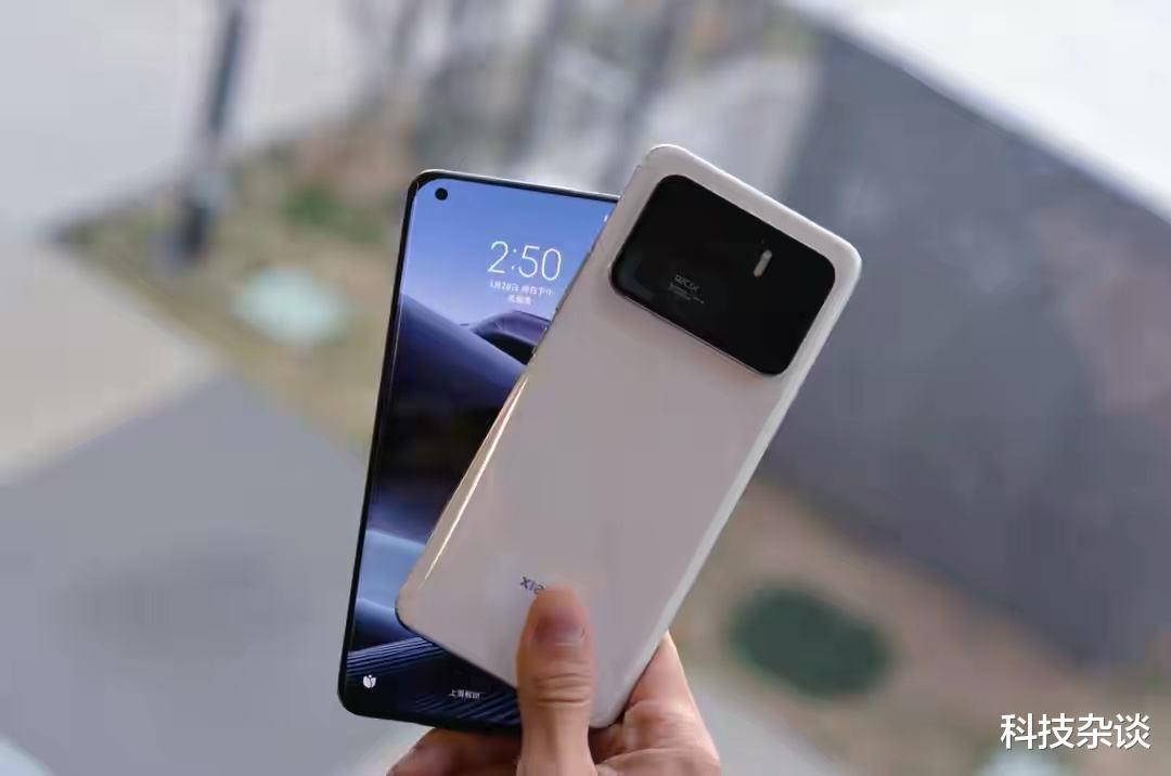 realme|小米11 U、vivo X70超大杯再被热议