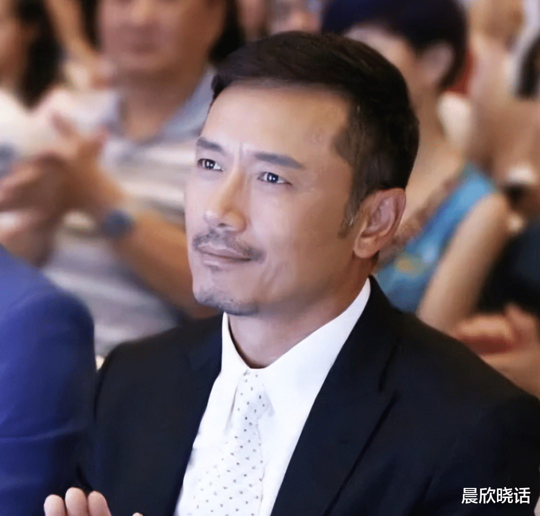 娱乐圈|母亲都是高颜值,孩子却各有丑法,“大陆第一美女”基因也救不了