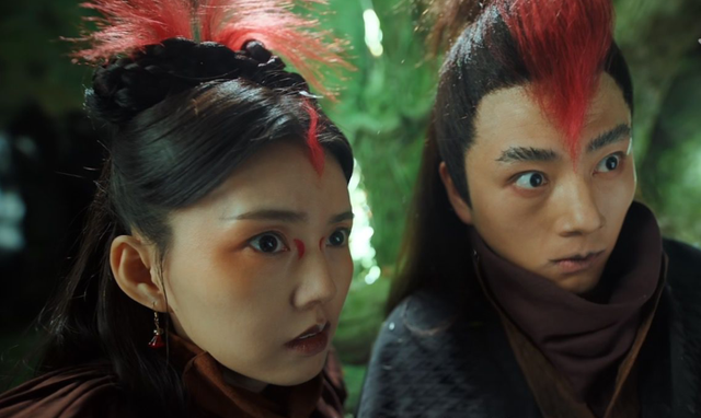 恰似故人归|演完《周生如故》再演《恰似故人归》,同一人换个造型差点认不出