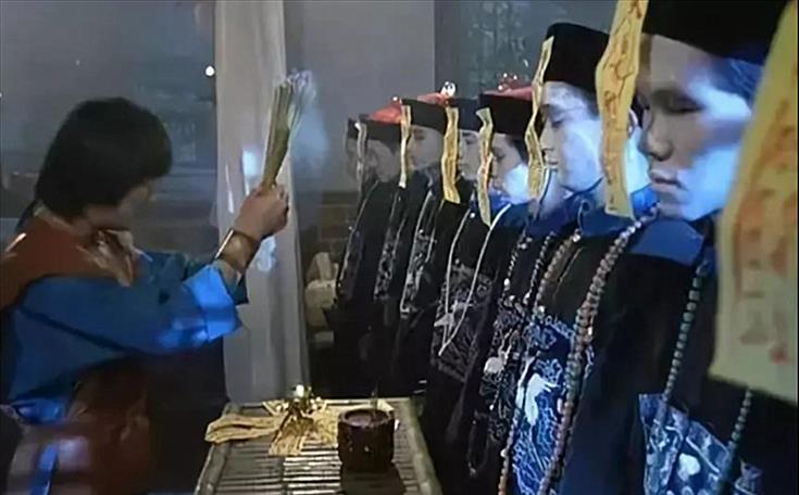 最后的“赶尸匠”,现场示范赶尸过程,揭开湘西赶尸术的神秘面纱