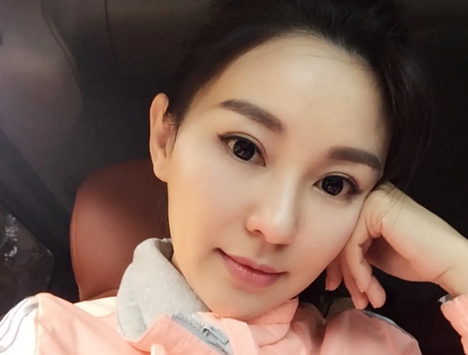 陈秀丽|?她是纯真善良的“小昭”,也是一对双胞胎的母亲,如今过的很幸福