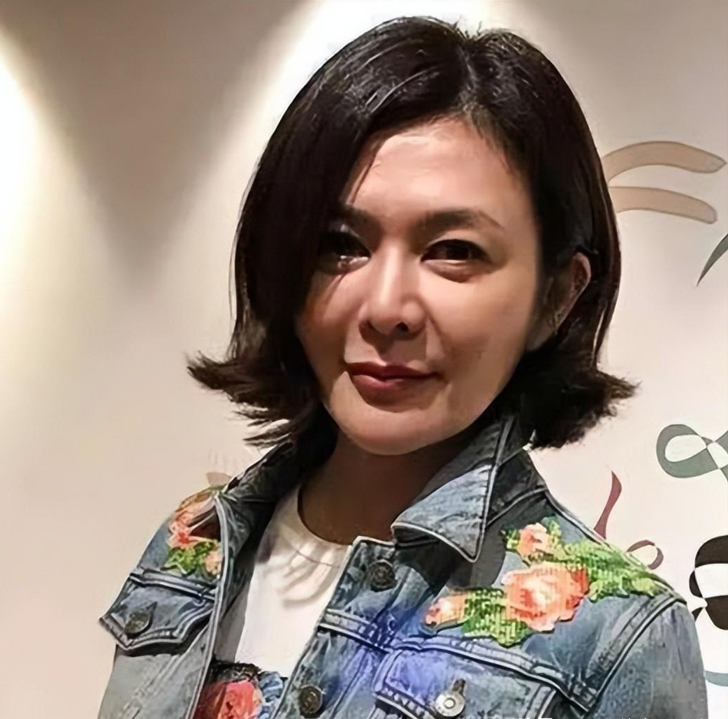 整容|在当奶奶的年纪整容，如今脸垮得没眼看，这些女星肠都悔青了吧