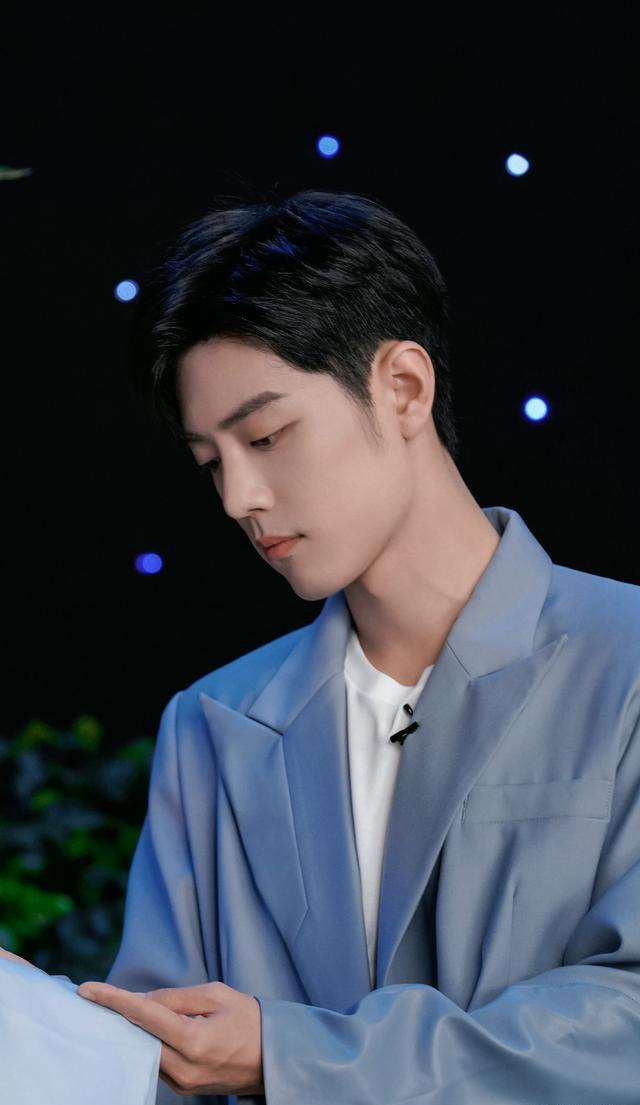 肖战|2天3700万播放量，肖战30个代言汇总，9缺2什么意思