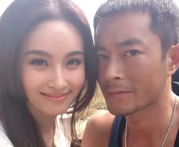 张家辉|张家辉出演《扫毒》时，导演特地说：“这部戏里给你准备了很多吻戏，古天乐都没有”