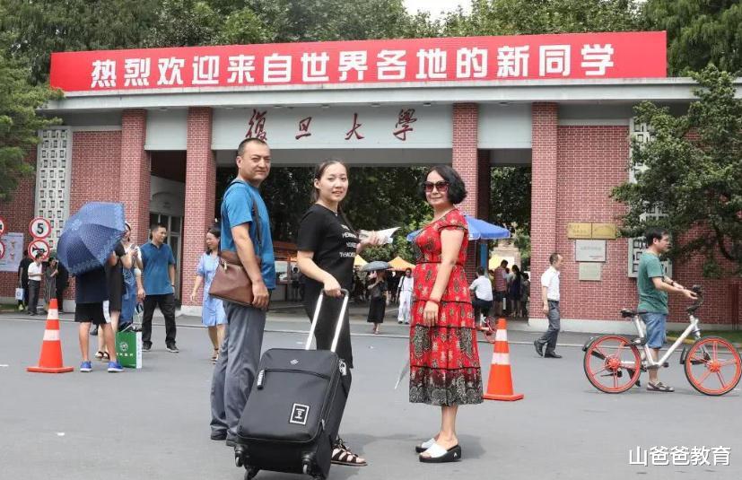 大学|大学生迎来3个“就业政策”，找工作变得更容易，毕业生松了口气