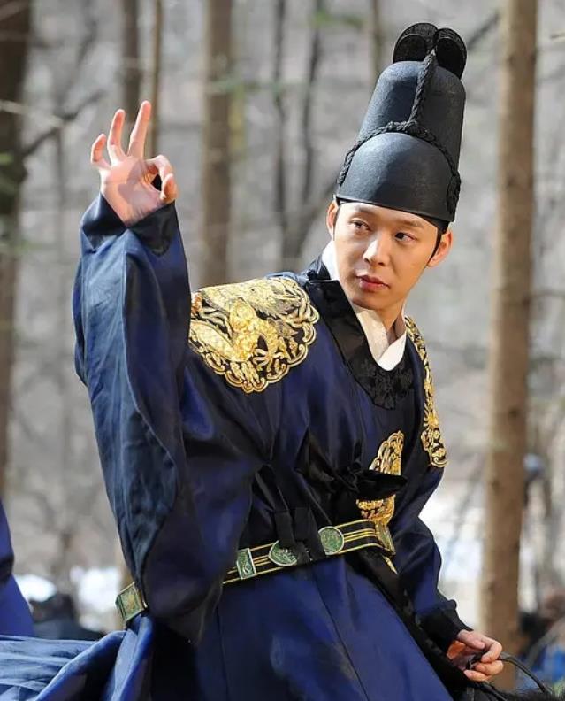 |红着红着就黑了，朴有天怎么就走到了今天的这一步呢？