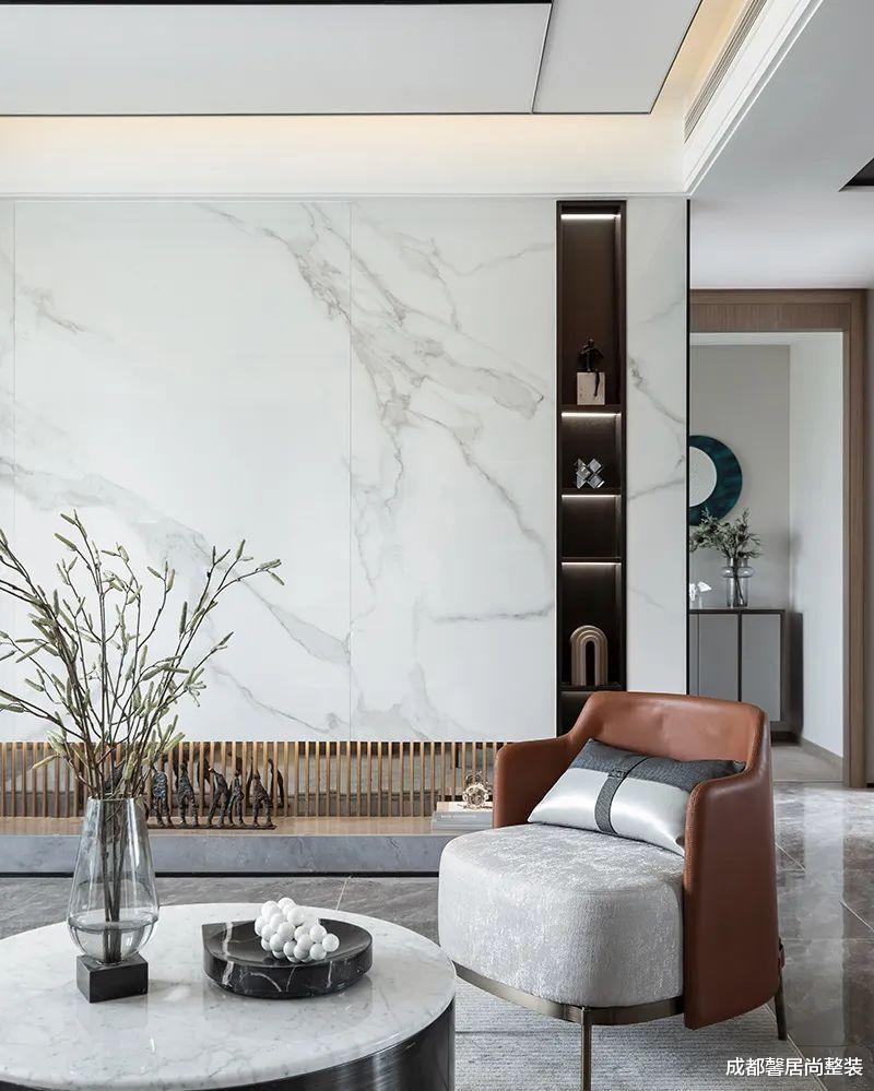 大平层中的天花板,重新定义“奢居”