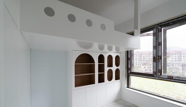 137毛坯房挤出四室,装出200豪宅感,靠的是这7处走心设计