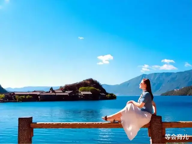 |一到饭点，导游为何悄悄离开？并非开小灶，导游说出了缘由