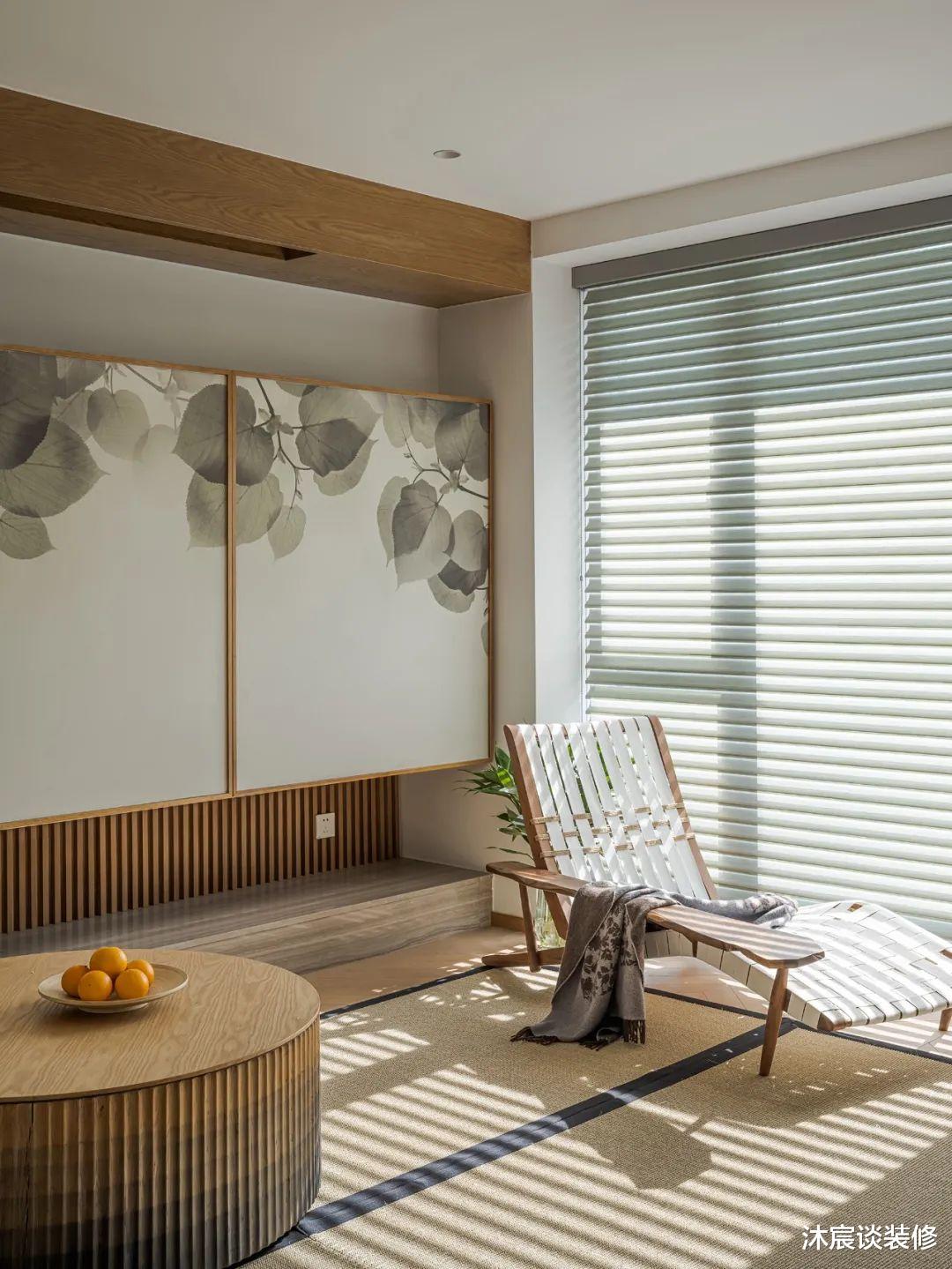 她花50W把150㎡装修好,客厅改成“横厅”很通透,朋友个个说好看