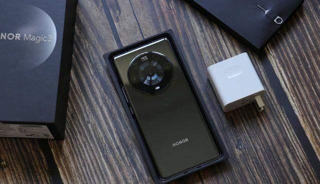 华为荣耀|荣耀旗舰开启降维打击,超级曲面屏+66W+256GB,直降1400元