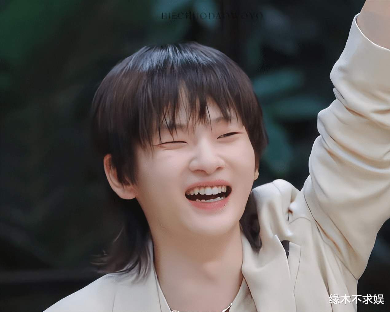 周震南|又被爹坑？周震南父亲公司无能力缴纳6998元，周震南被骂惨