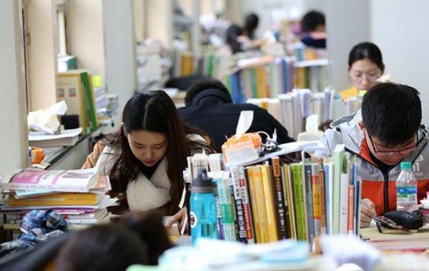大学生|专科生的“挡路虎”,部分大学生或将无缘本科,或许影响将来就业