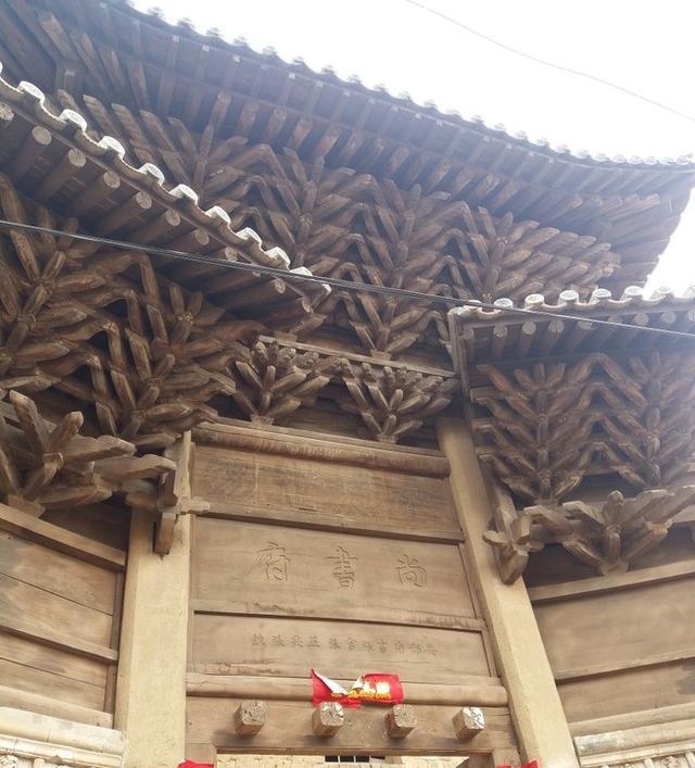 长白山|晋城山沟里的城堡群！曾被喻为“小北京”，如今却凄凉衰退