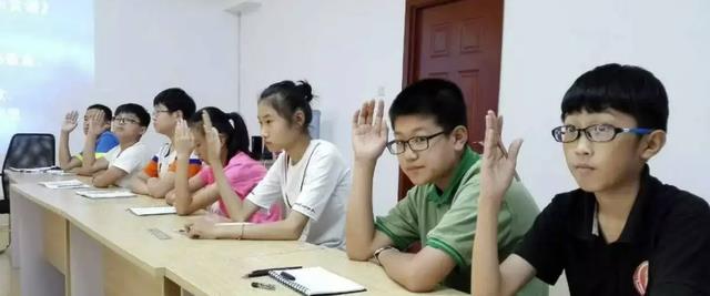 高考|“取消职业高中”呼声渐高，家长们听闻官方回应，倍感忧愁