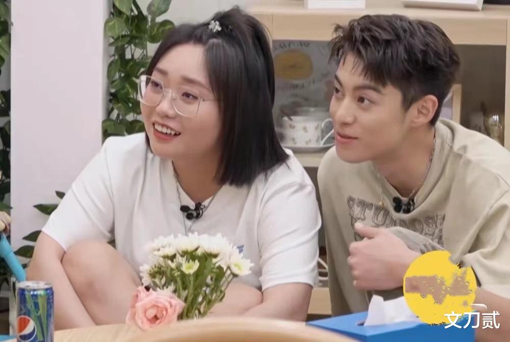 王鹤棣|24岁王鹤棣:从18线小偶像跻身为顶流男星,他究竟凭什么