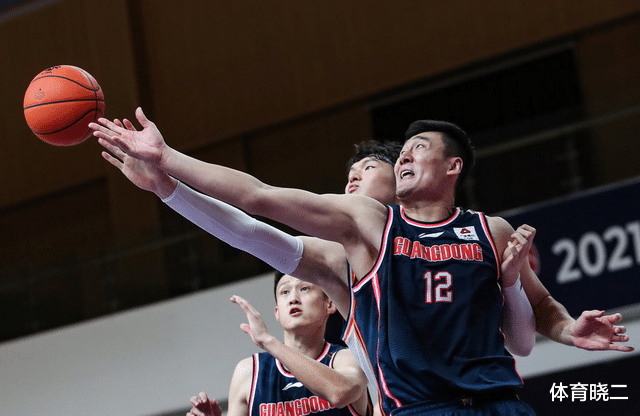杜锋|杜锋太保守？重用苏伟成败笔，弃用杜润旺不明智，莱多成最后希望