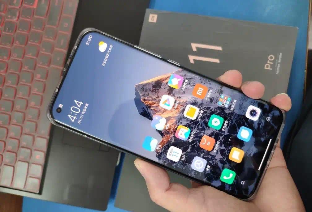 小米科技|跌价2900元,2K曲面屏+256GB+IP68防水,老款旗舰机依旧值得入手