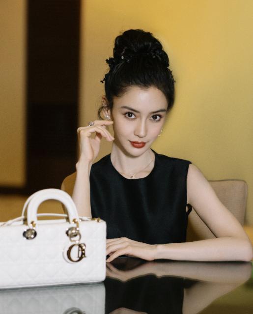 Angelababy|baby精灵造型宛如仙子，生图尽显疲态肋骨分明，网友：想买点煲汤