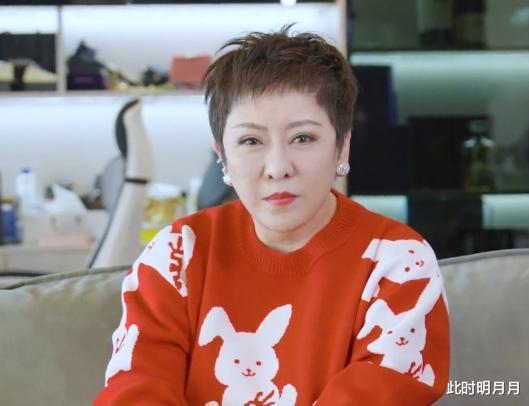 美甲|向太厨艺也翻车！戴着美甲炒菜，菜品看着没食欲，也就向华强敢吃