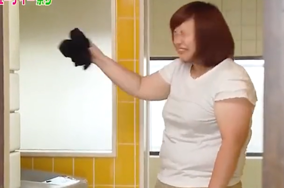 袜子 女孩靠闻老爸的臭袜子,一年减肥60斤,网友:男友还敢亲她吗?