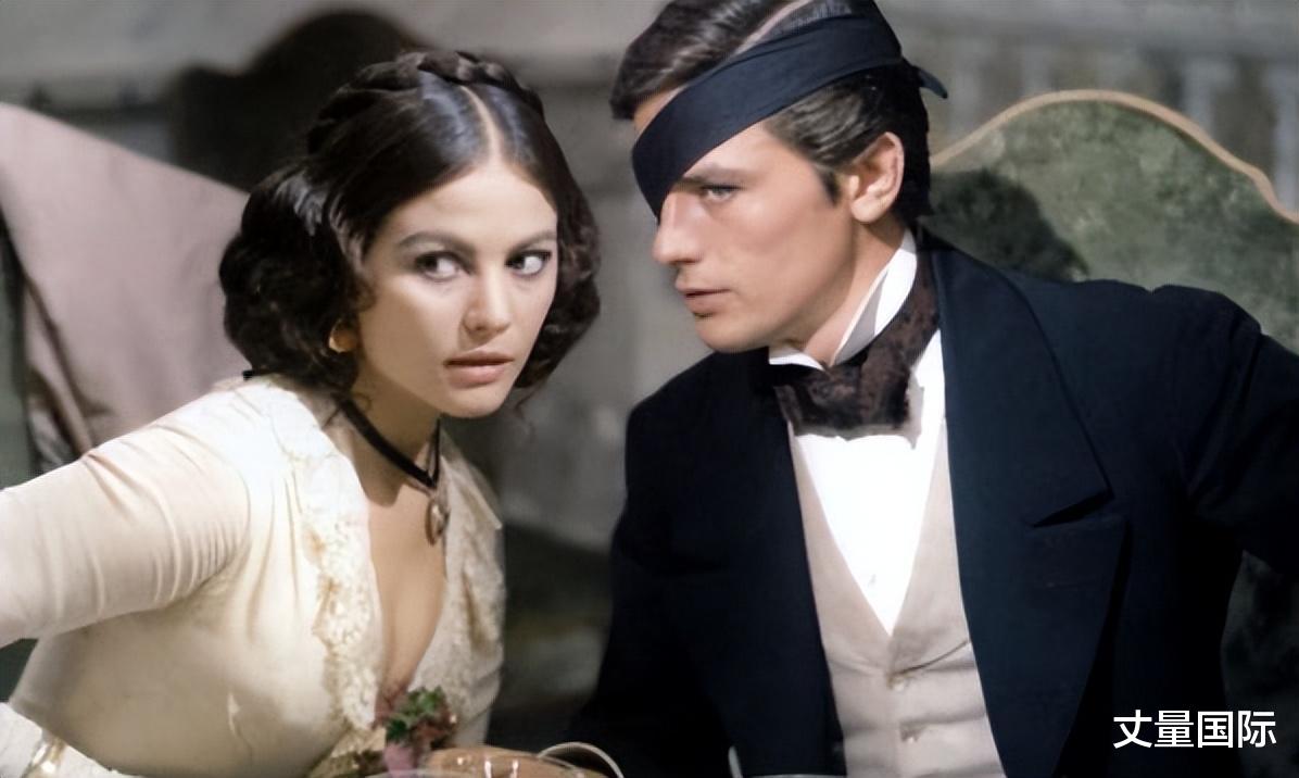 刘晓庆|阿兰德龙当年被封为法国第一美男,28岁儿子神传承帅基因不输老爸