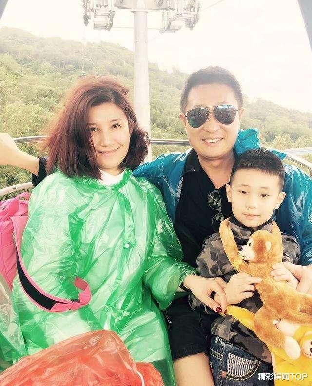 林永健|小男人林永健:被嘲长相丑陋,却娶最美军花,老来得子家庭幸福