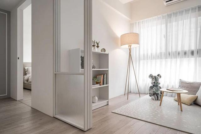 她家96㎡,装修不奢华,却简约大气,处处流露着高级感,超美