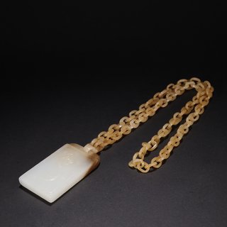 和田玉籽料|旧藏·和田玉籽料观音带链牌