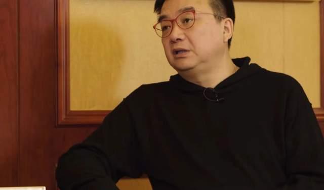 |《人世间》导演李路：陈道明太辛苦，几次背着双肩包进摄影棚录音