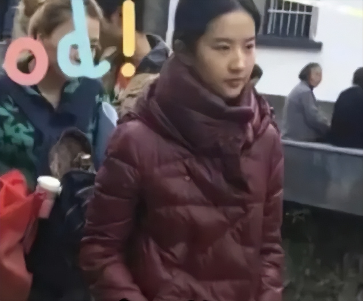 穿衣搭配|长得貌美如花衣品却一言难尽的5个女明星 个个都是丑衣服收藏家