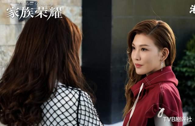 杨怡|杨怡鼻梁透光引争议，回顾出道以来容貌变化，网友：不再清纯