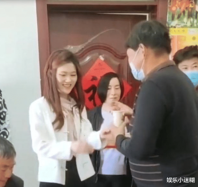 陈萌|曝朱小伟新媳妇是二婚!还带有一个孩子,两人将于10月1号结婚