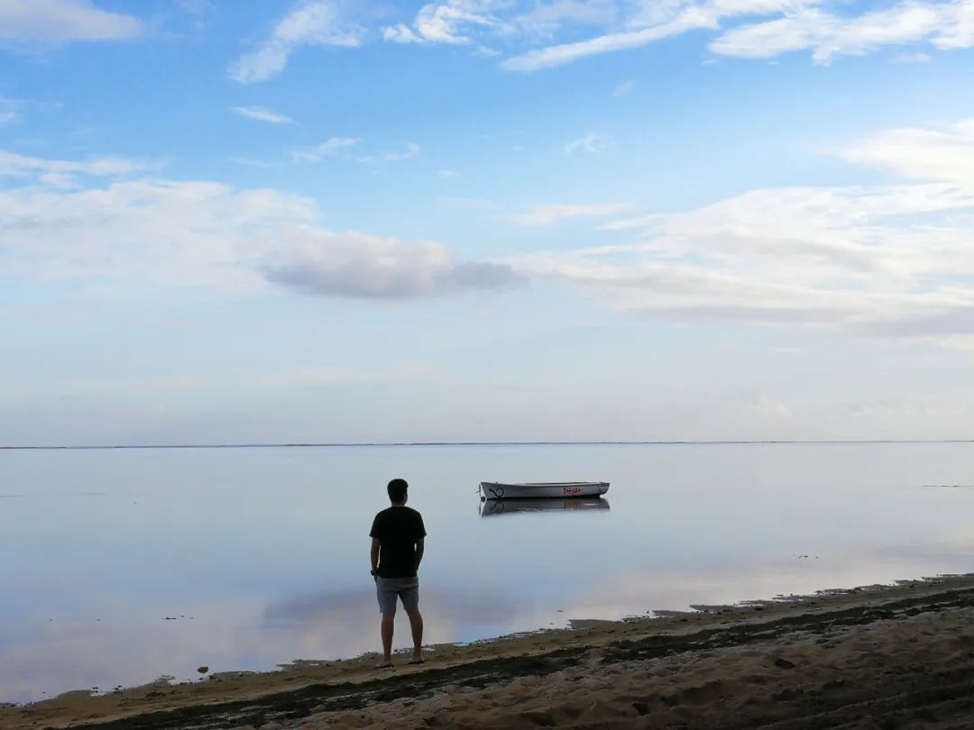 闰秒|京东2000多名高管降薪的背后，是一叶落，知天下秋