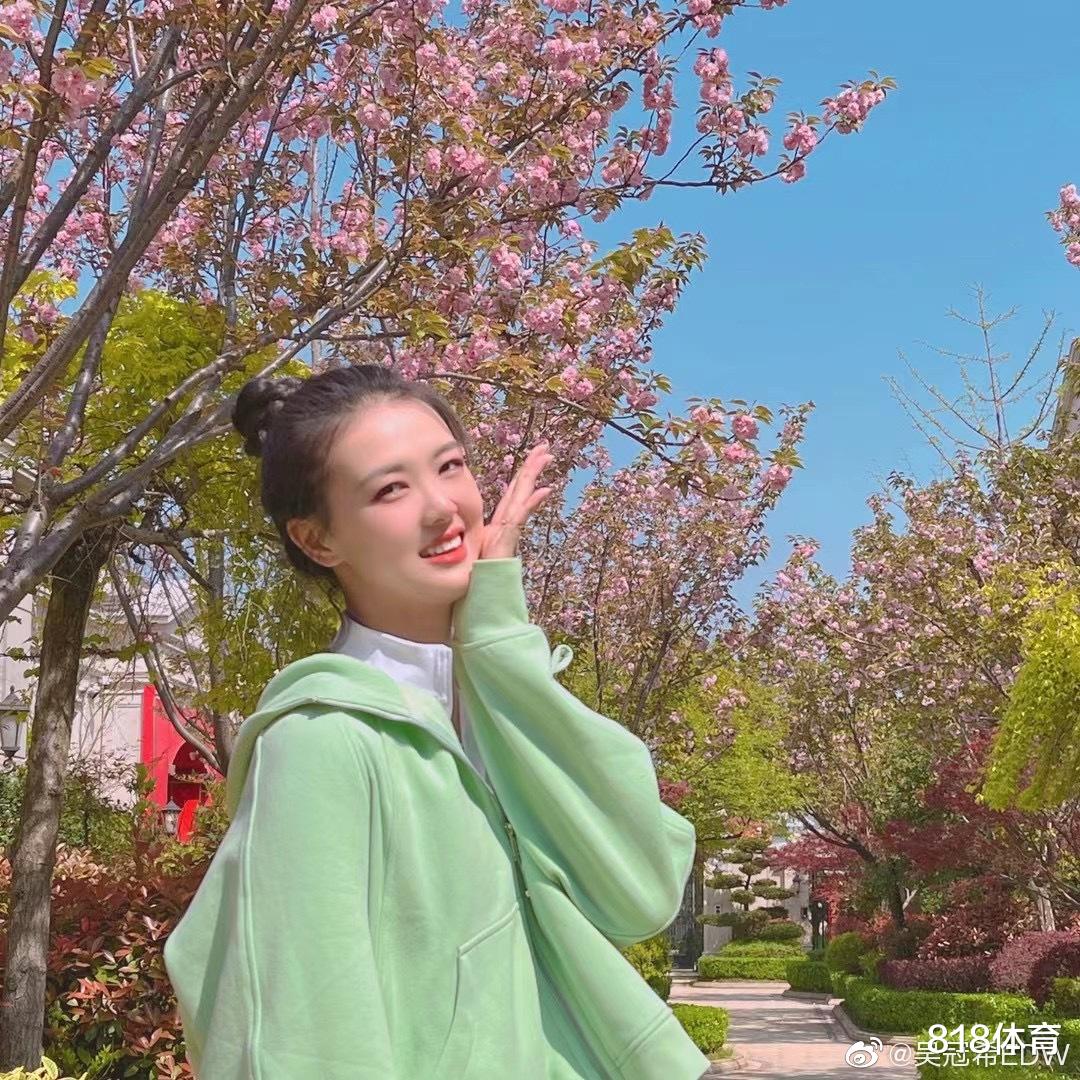 张常宁|齁甜! 吴冠希晒与美丽妻子张常宁出游踏青: 你是人间四月天!