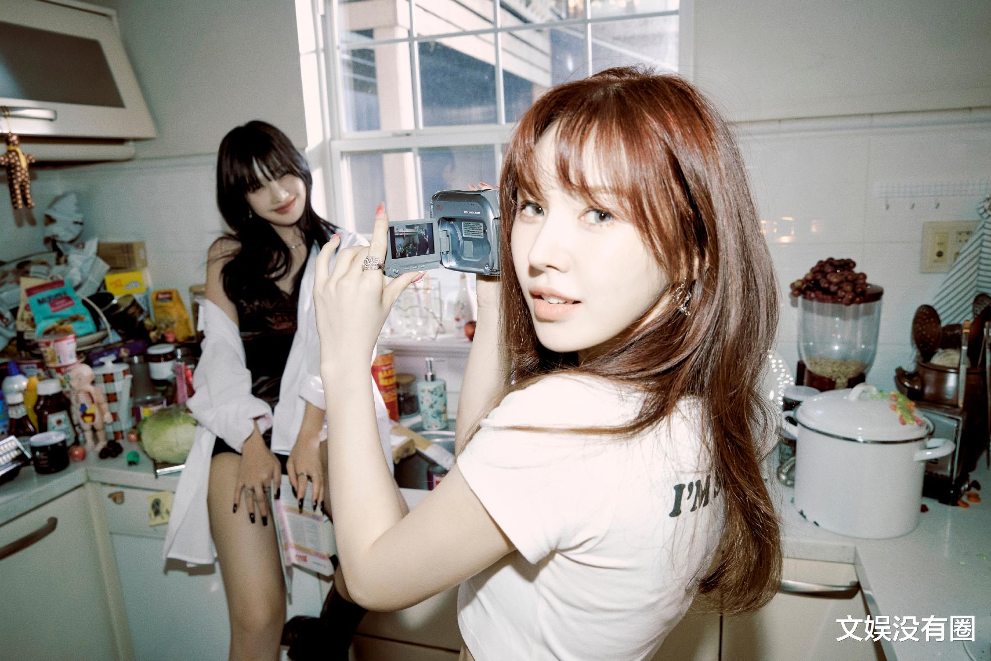 Red Velvet|Redvelvet新专双人概念照：Wendy大秀蚂蚁腰、JOY上演香肩诱惑