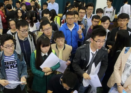 青岛市|1076万“打工人”即将进职场，如何实现就业？这个方向值得考虑