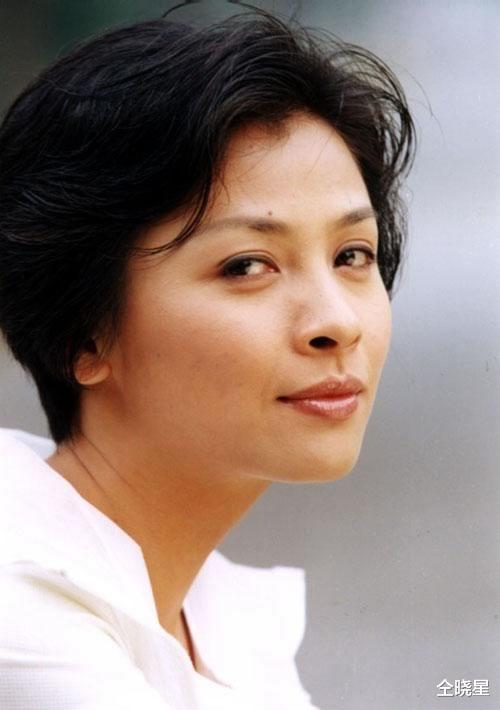 苏瑾|知名女星苏瑾：出道即巅峰，事业红火却选择结婚生子