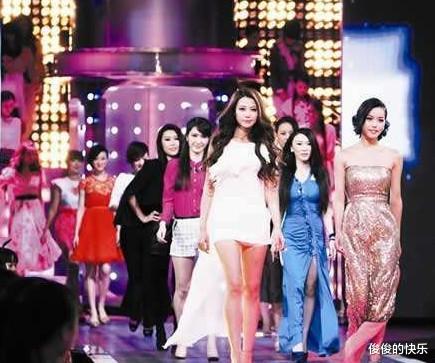 非诚勿扰|当年，在非诚勿扰被34岁小伙带走的51岁阿姨，如今现状生活如何？