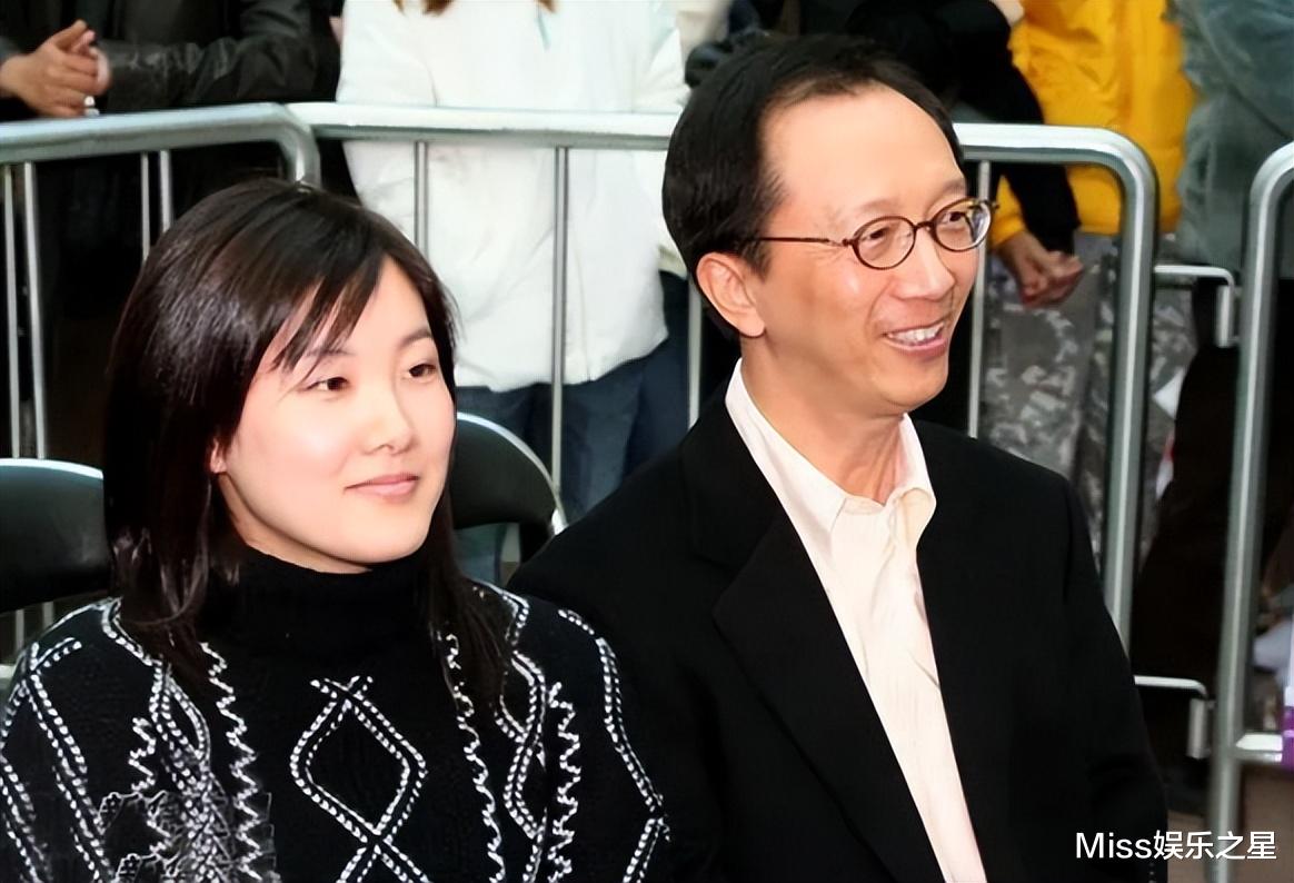 梁锦松|比岳父还大2岁,“财神爷”梁锦松抛弃陈慧珊,却转身娶了伏明霞